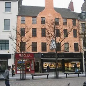 Backpackers , Dundee United Kingdom